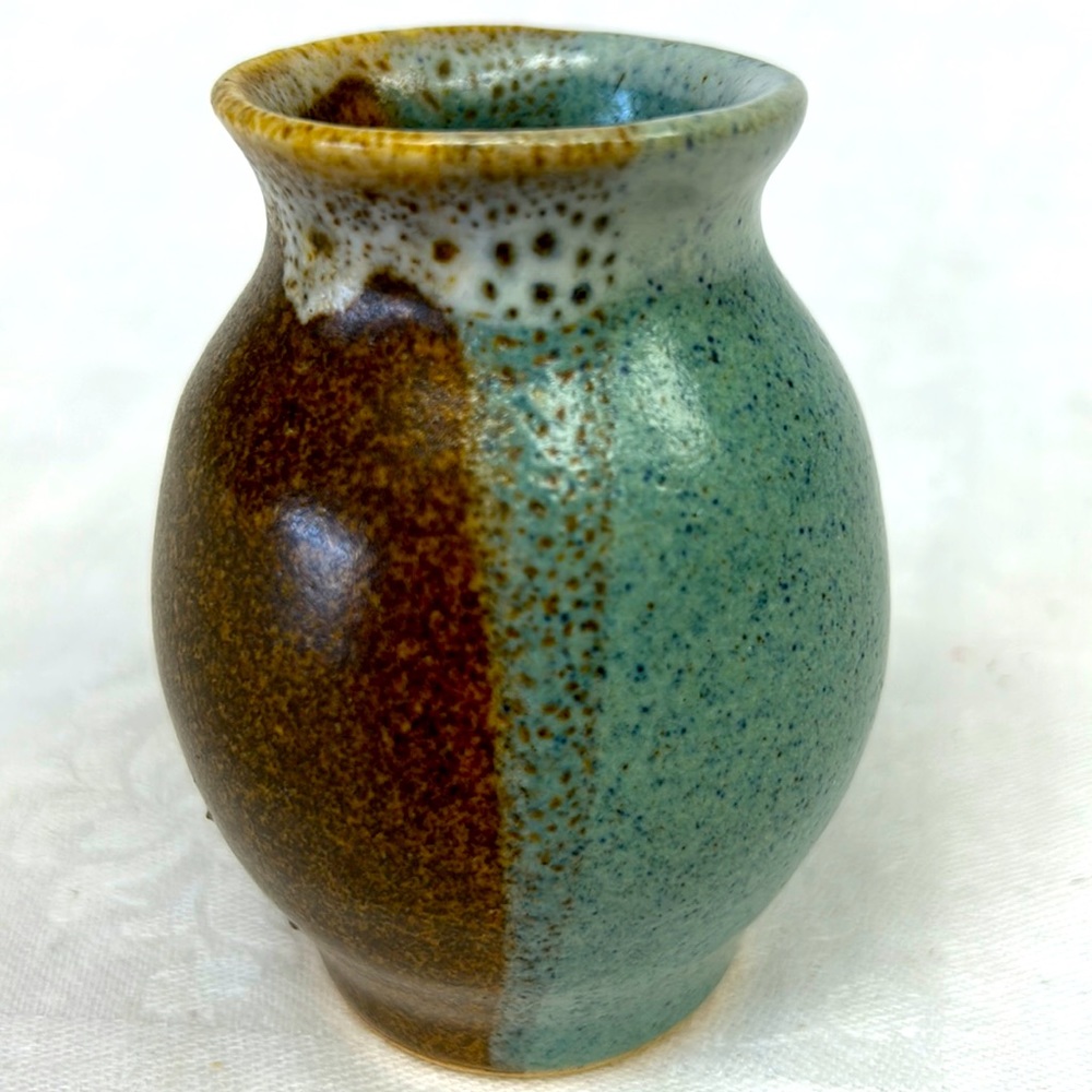 Peter Knudstrup 3.5” signed studio art pottery vase Elvira Ontario